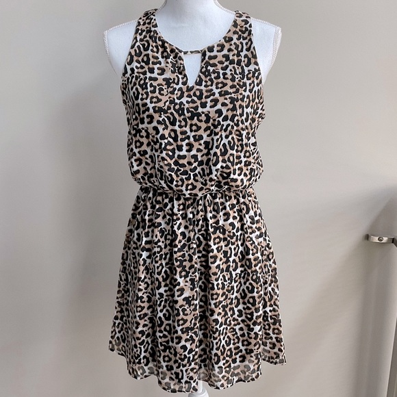 Xhilaration Dresses & Skirts - Date Night Dress